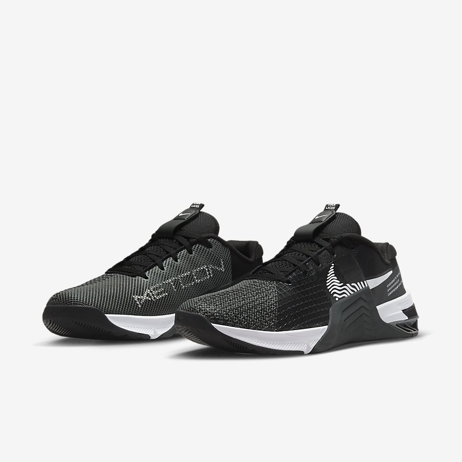 Giày Nike Metcon 8 Nam Đen Trắng