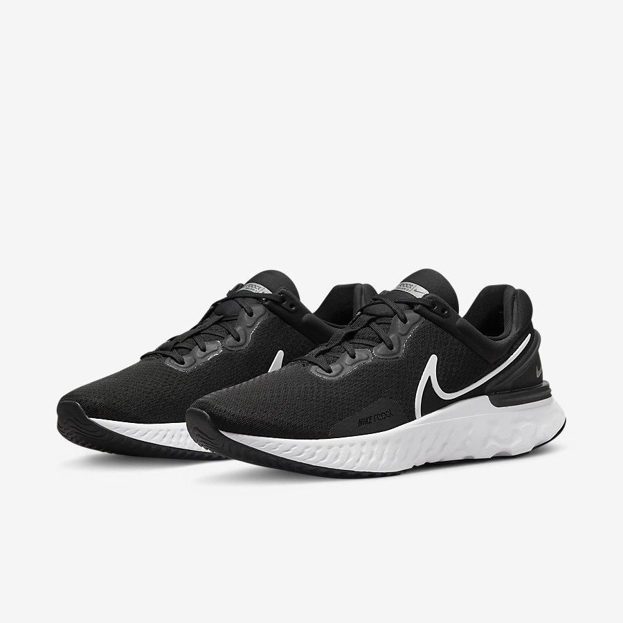 Giày Nike React Miler 3 Nam Đen Trắng