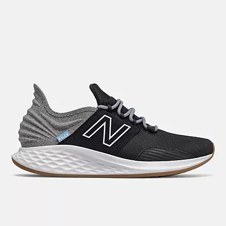 Giày New Balance Fresh Foam Roav Tee Shirt Nam Đen Xám