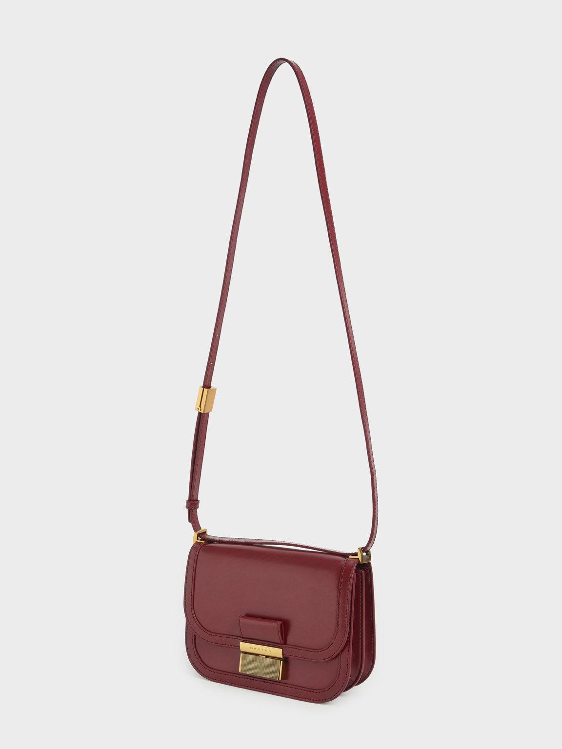 Túi Charles Keith Đeo Chéo Nắp Gập Charlot Hồng Burgundy