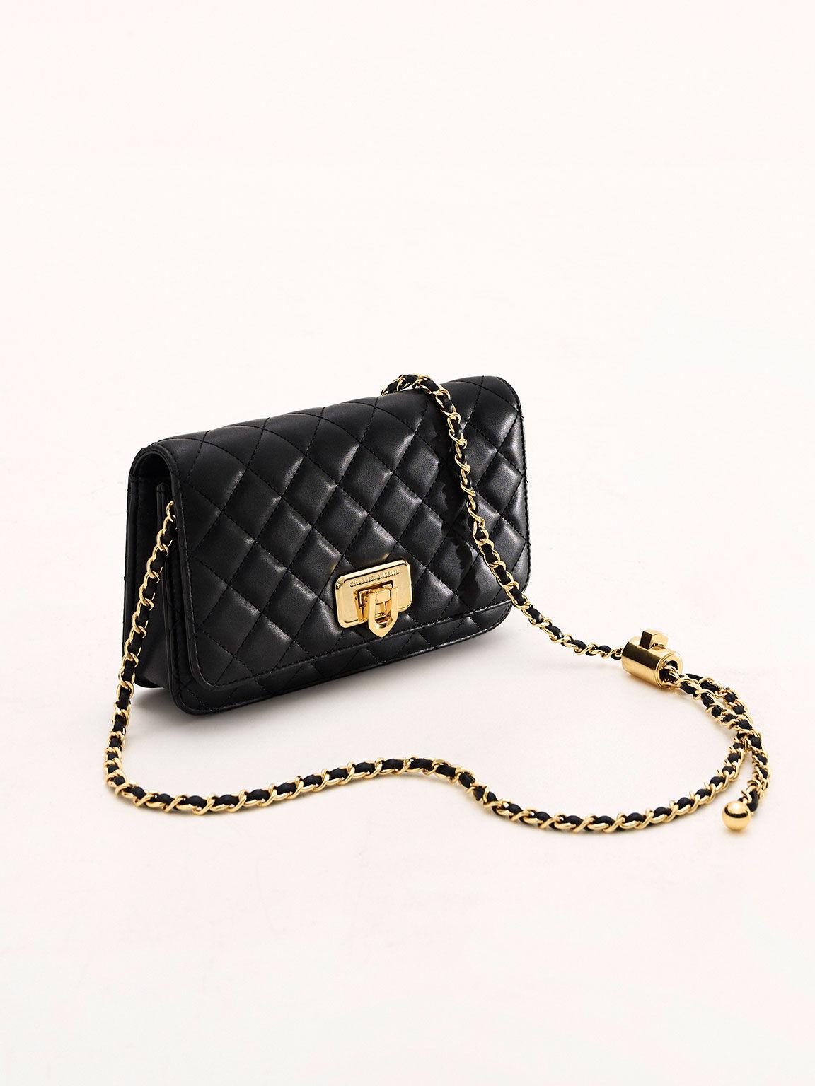 Túi Charles Keith Clutch Phom Chữ Nhật Cressida Quilted Đen