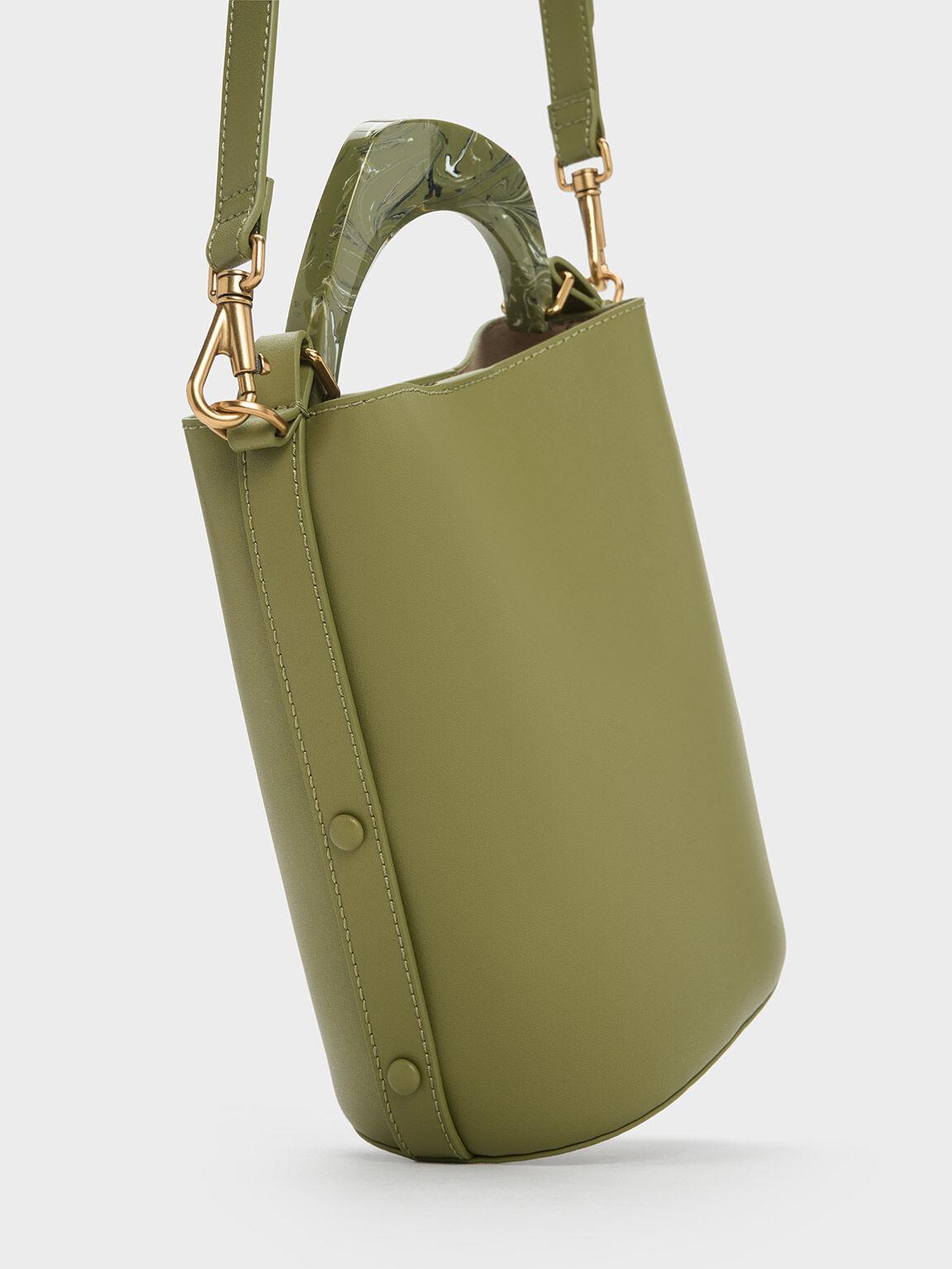 Túi Charles Keith Bucket Hình Trụ Marlin Acrylic Xanh Olive