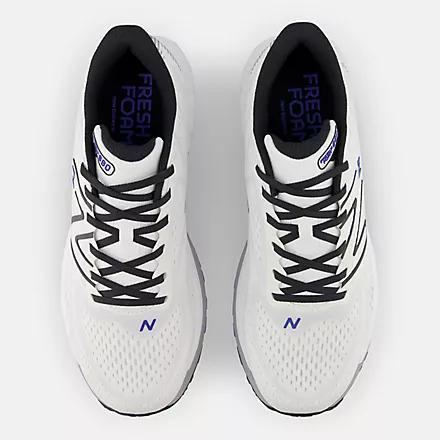 Giày New Balance Fresh Foam X 880V13 Nam Trắng Đen