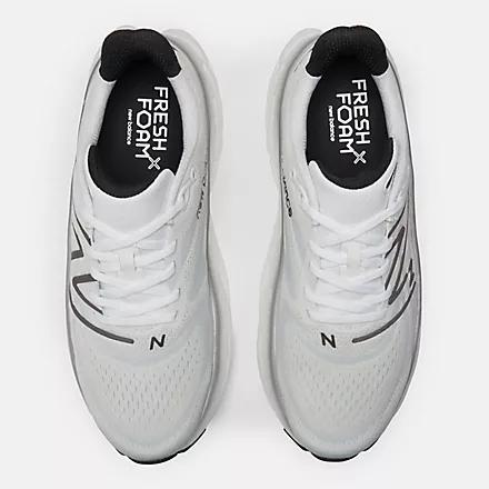 Giày New Balance Fresh Foam X More V4 Nam Trắng Đen