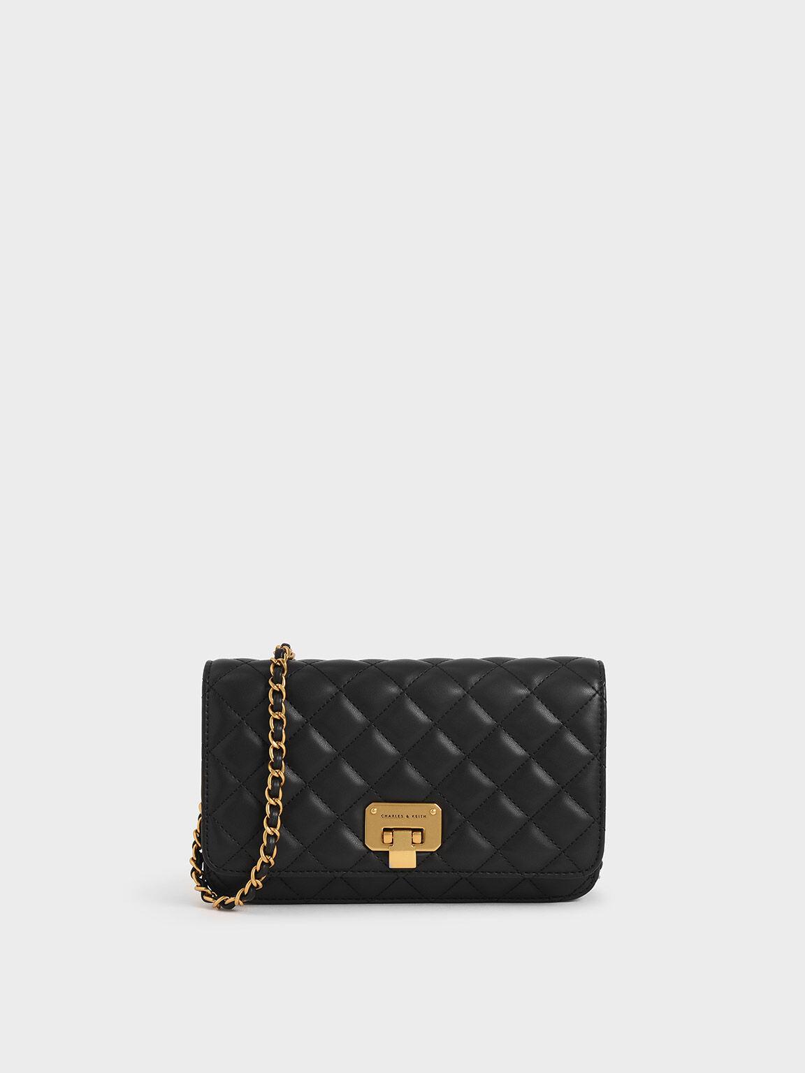 Túi Charles Keith Clutch Phom Chữ Nhật Quilted Flip-Lock Đen