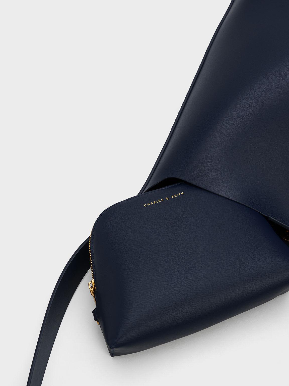 Túi Charles Keith Tote Hình Thang Edna Xanh Navy