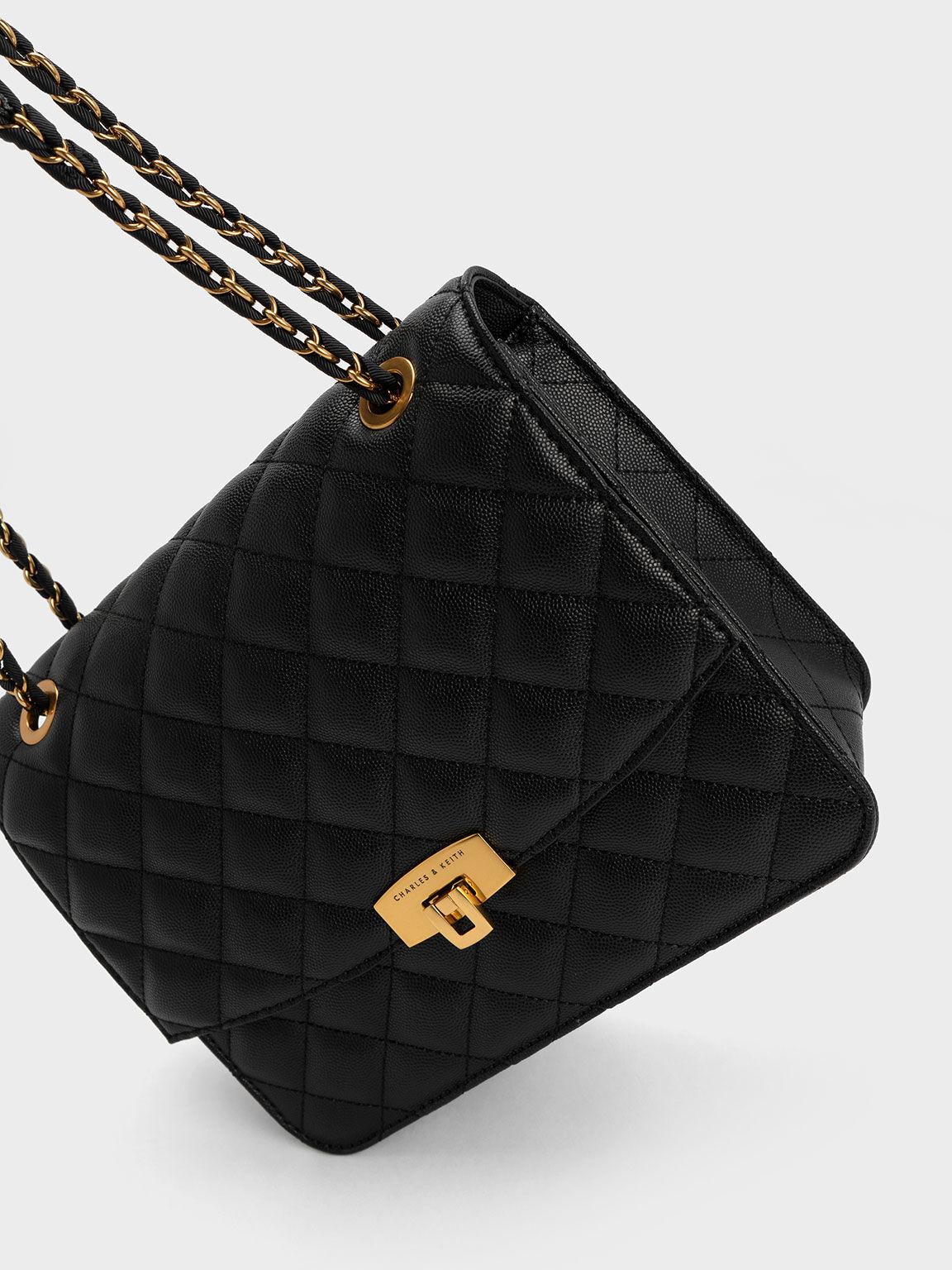 Túi Charles Keith Đeo Vai Chữ Nhật Quilted Chain Strap Đen