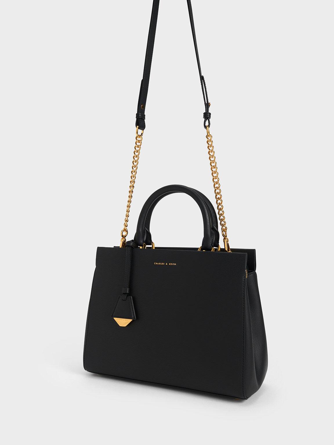 Túi Charles Keith Xách Phom Chữ Nhật Classic Structured Đen