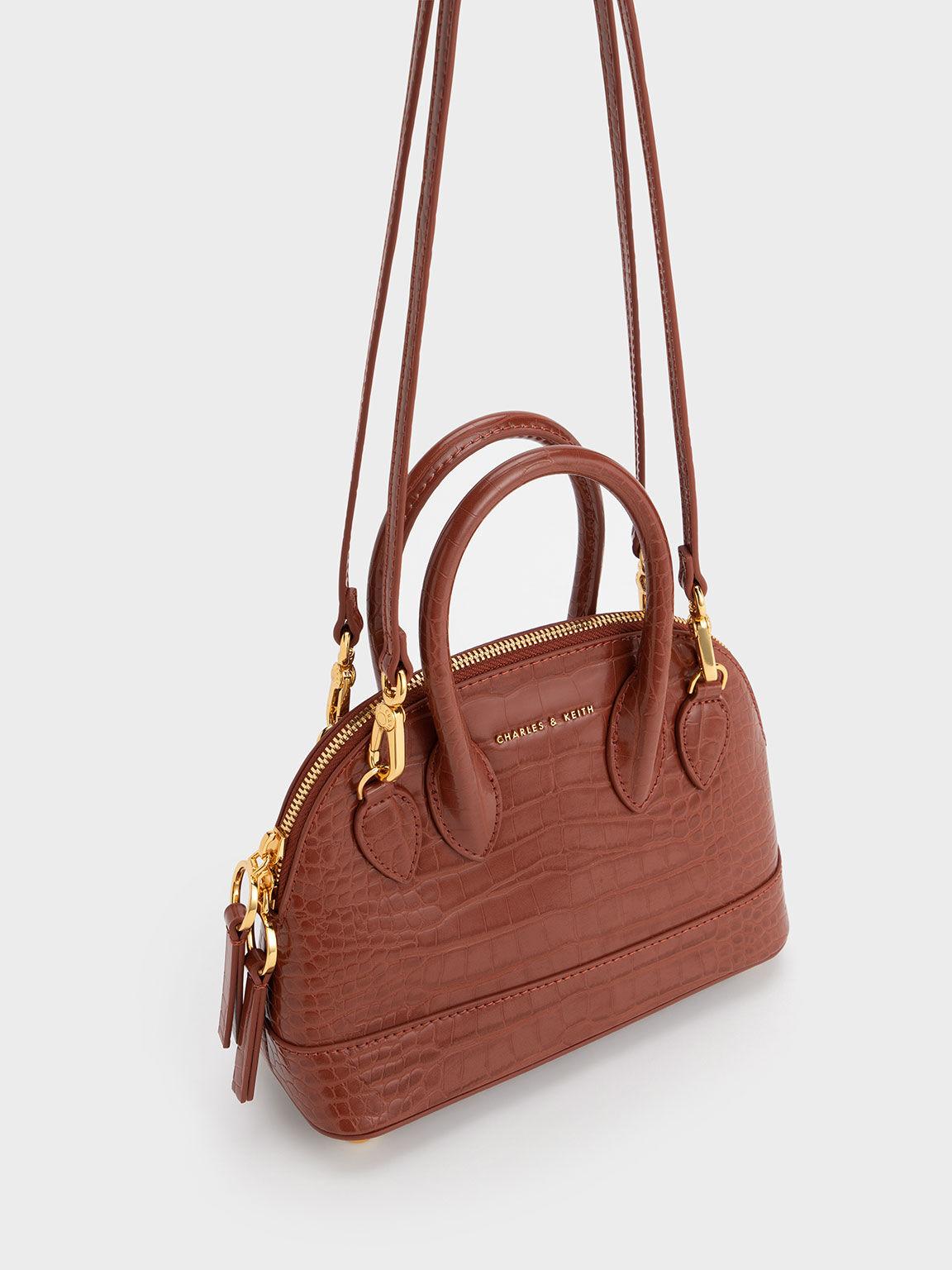 Túi Charles Keith Xách Hình Thang Harmonee Croc-Embossed Mocha