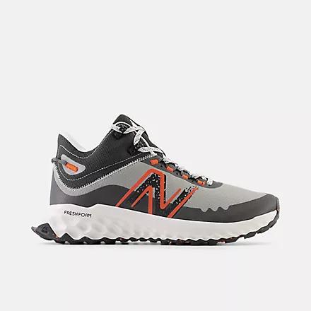 Giày New Balance Fresh Foam Garoé Midcut Nam Đen Xám Cam