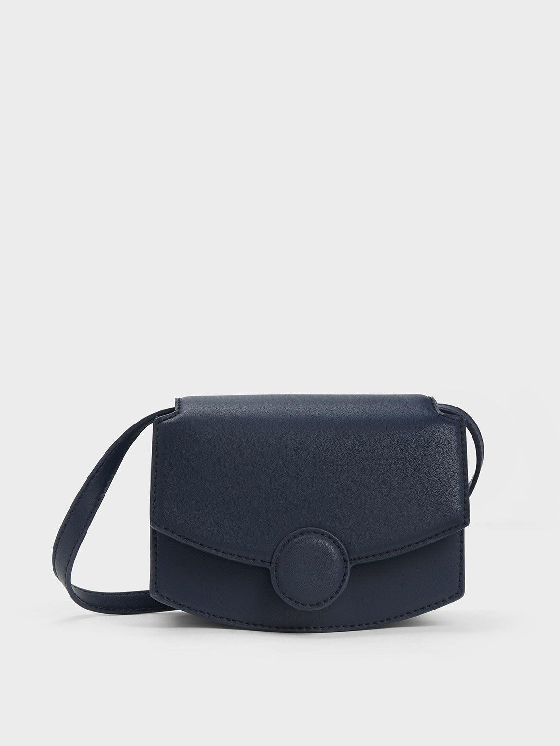 Túi Charles Keith Đeo Vai Chữ Nhật Clover Curved Xanh Navy