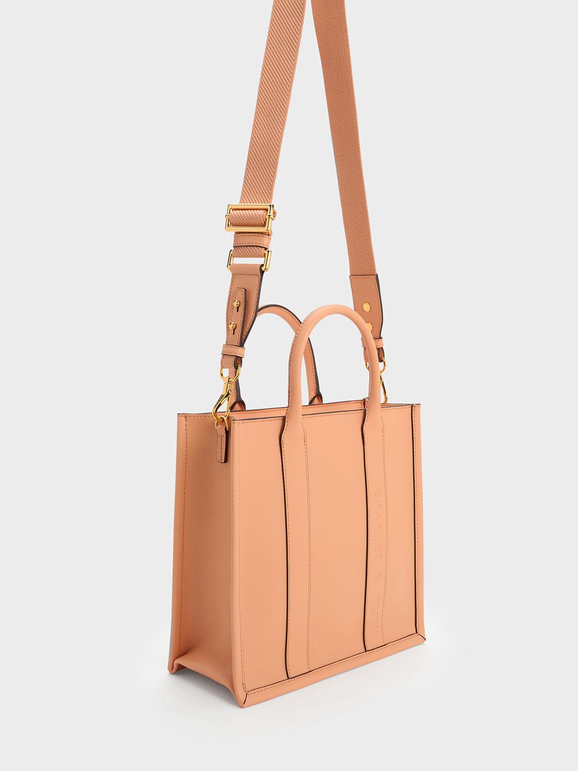 Túi Charles Keith Tote Phom Vuông Clover Trapeze Cam