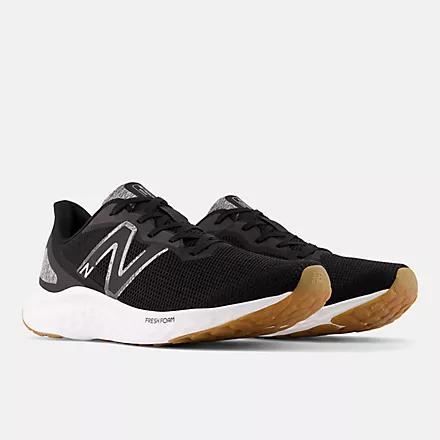 Giày New Balance Fresh Foam Arishi V4 Nam Đen