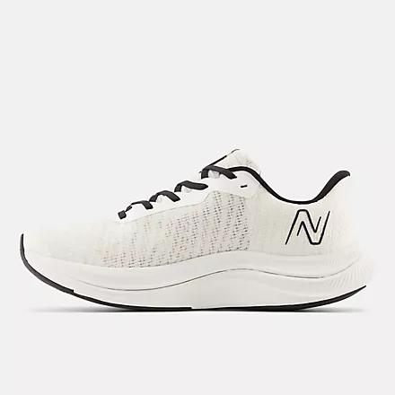 Giày New Balance Fuelcell Propel V4 Nam Trắng Đen