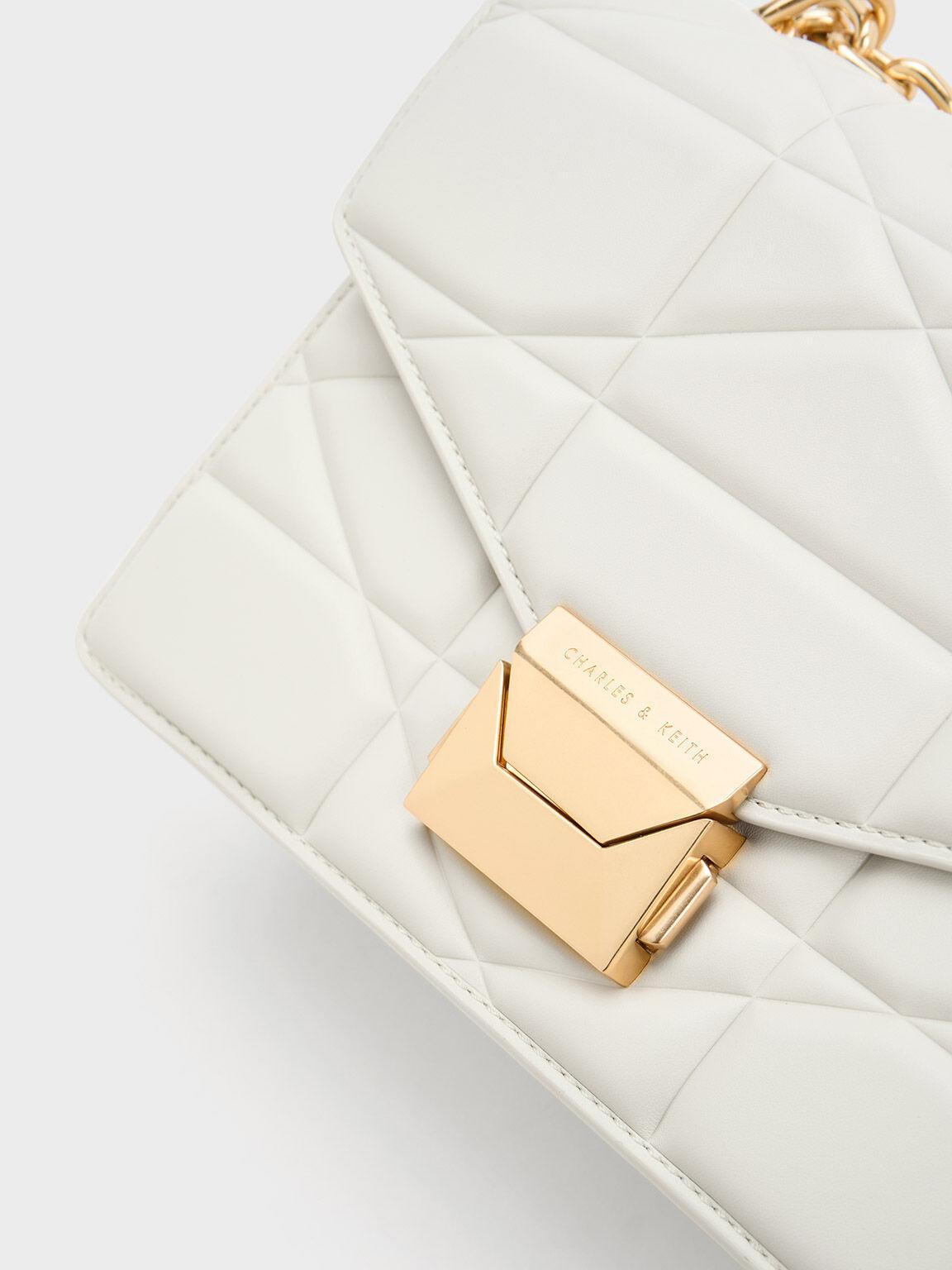 Túi Charles Keith Đeo Vai Nắp Gập Blanche Chevron Trắng