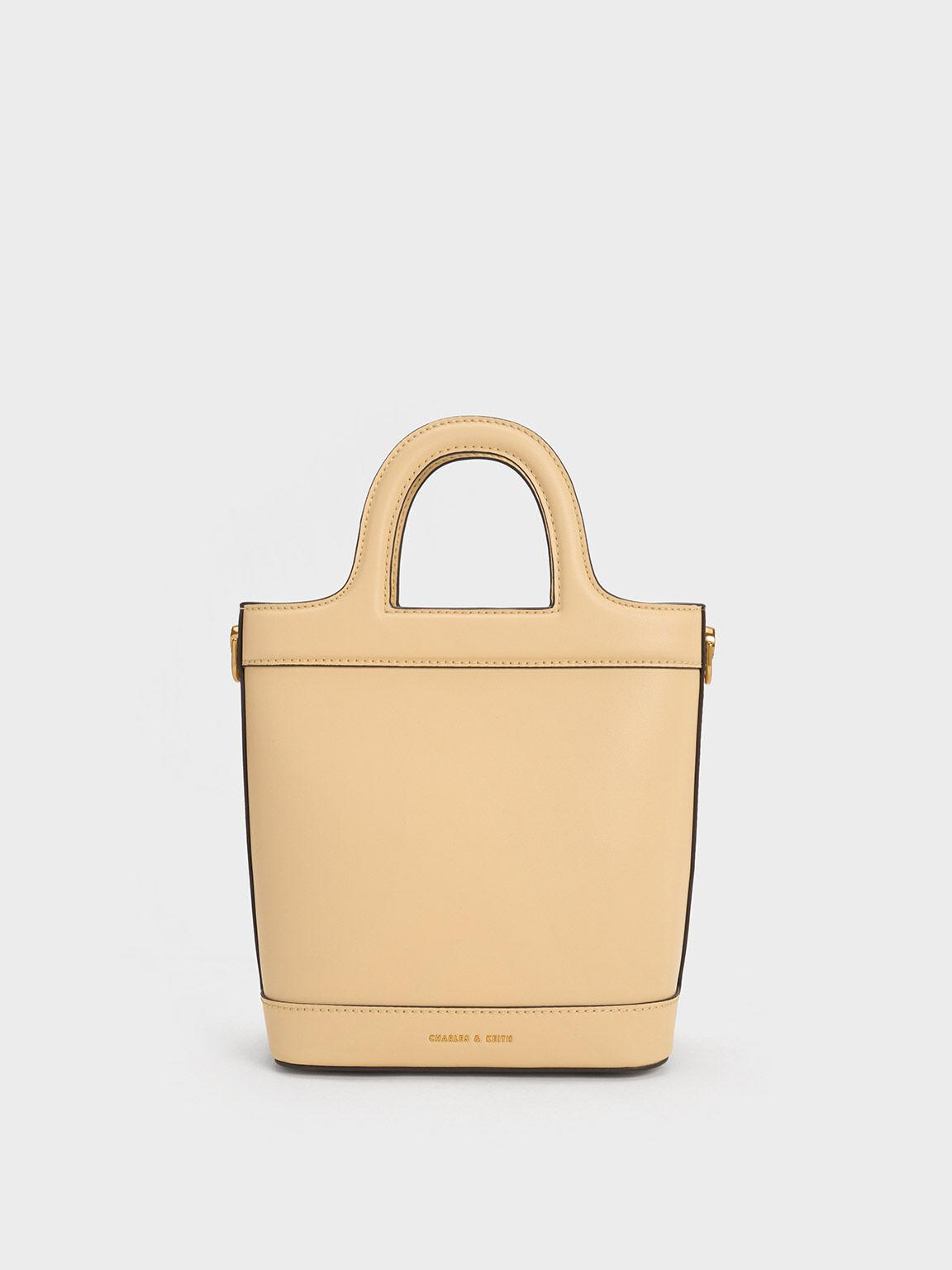 Túi Charles Keith Bucket Phom Chữ Nhật Bronte Be