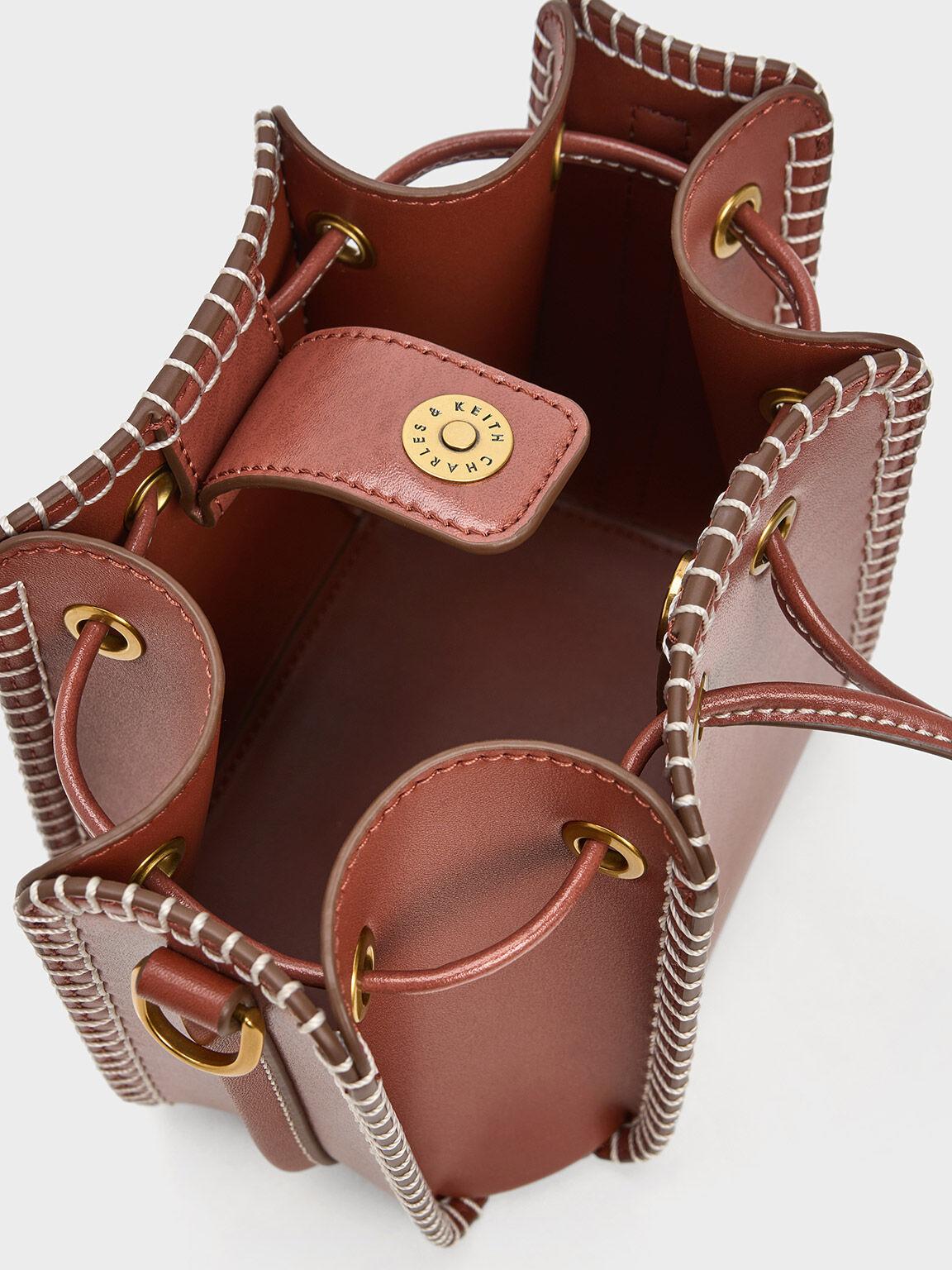 Túi Charles Keith Rút Dây Circe Stitch-Trim Mocha