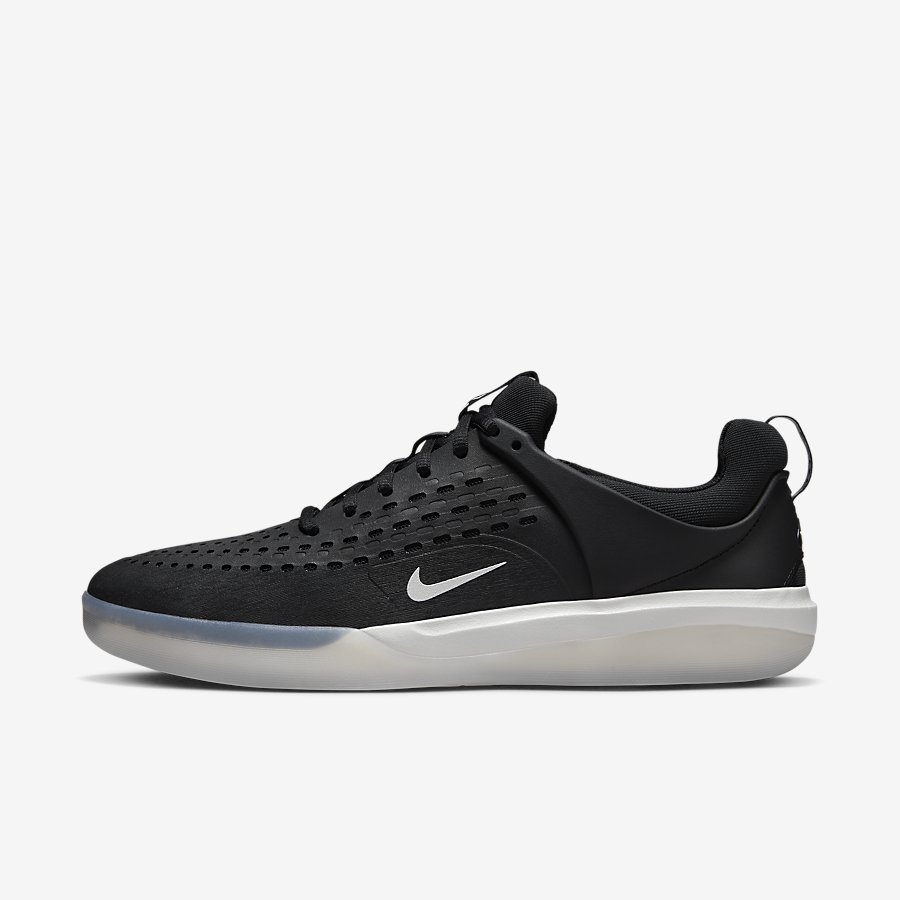 Giày Nike SB Zoom Nyjah 3 Nữ Đen Trắng