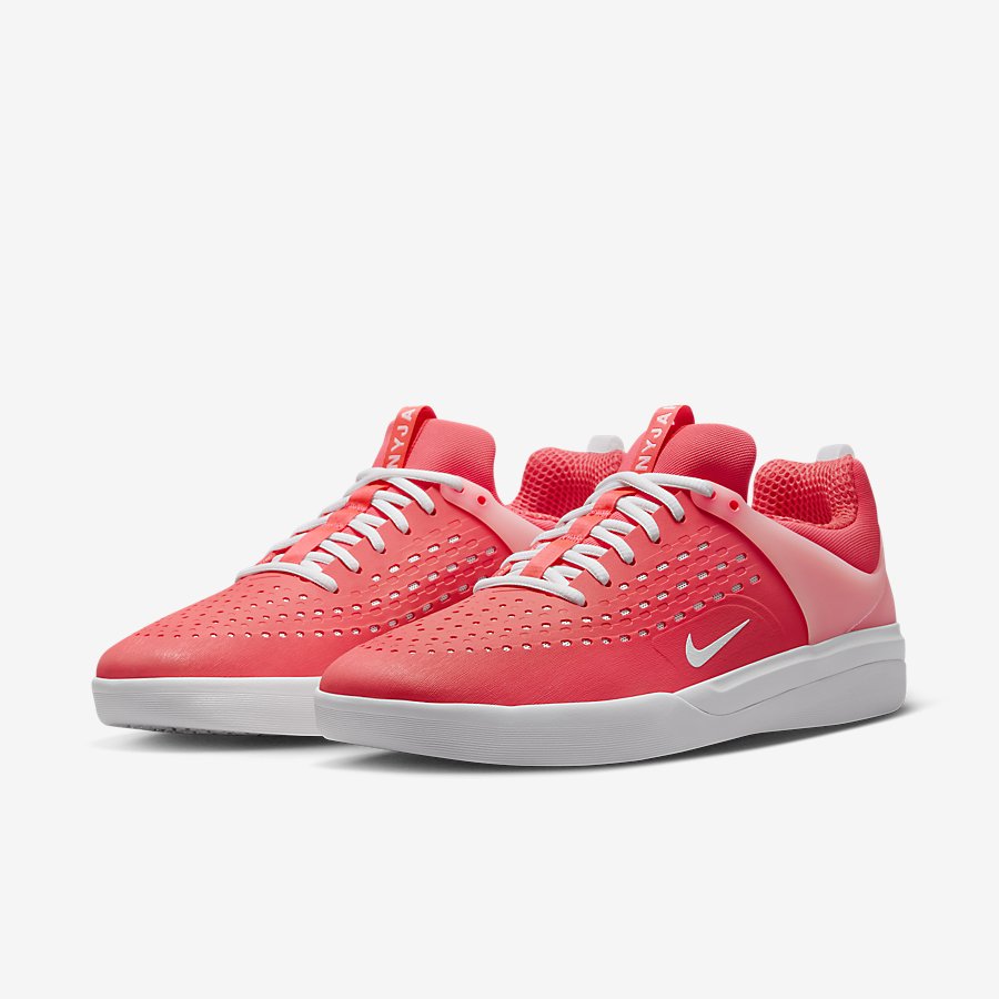 Giày Nike SB Zoom Nyjah 3 Nữ Hồng