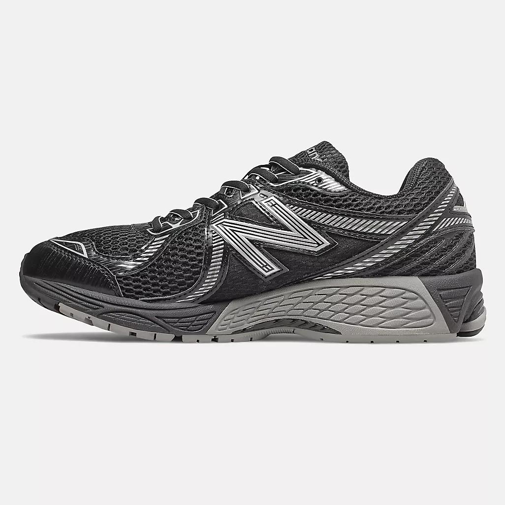 Giày New Balance 860V2 Nữ Màu Đen Bạc