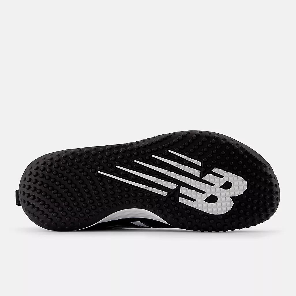 Giày New Balance Fresh Foam Velo V3 Turf -Trainer Synthetics Nữ Màu Trắng Đen