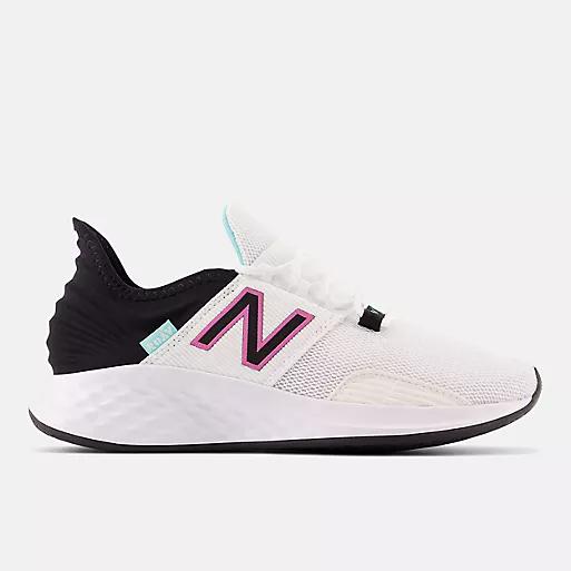 Giày New Balance Fresh Foam Roav Nữ Màu Trắng Tím