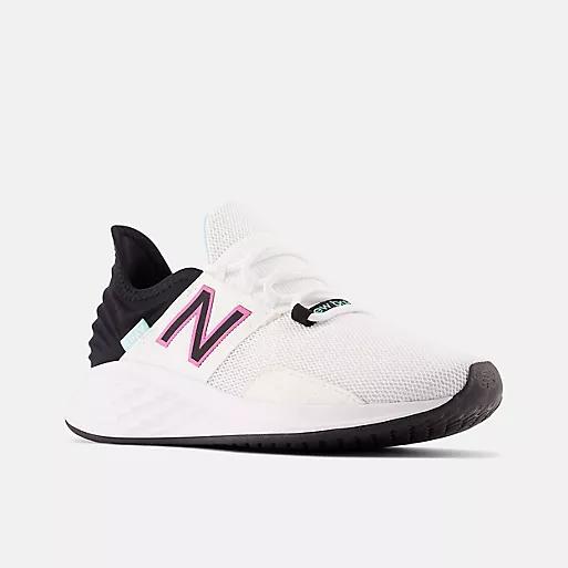 Giày New Balance Fresh Foam Roav Nữ Màu Trắng Tím