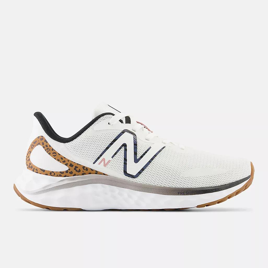 Giày New Balance Fresh Foam Arishi v4 Nữ Màu Trắng Da Báo