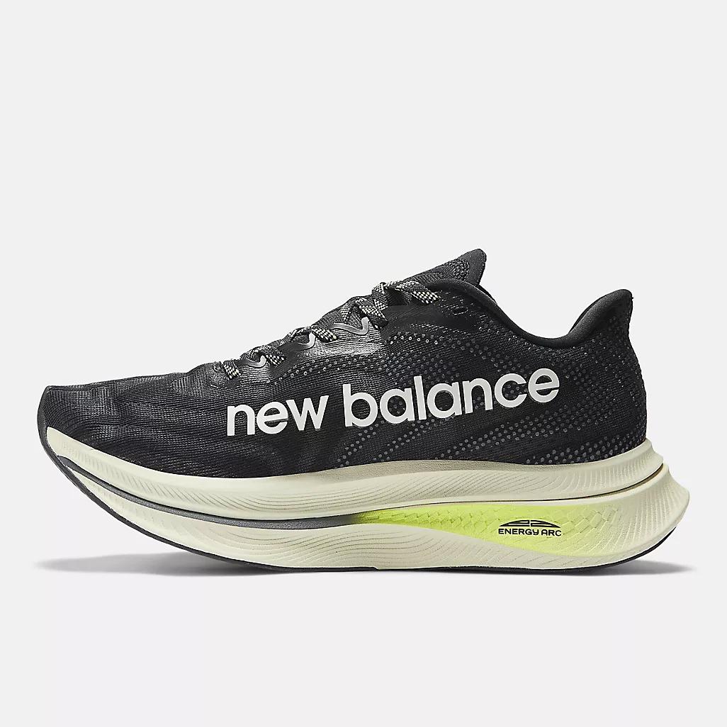 Giày New Balance Fuelcell Supercomp Trainer V2 Nữ Màu Đen