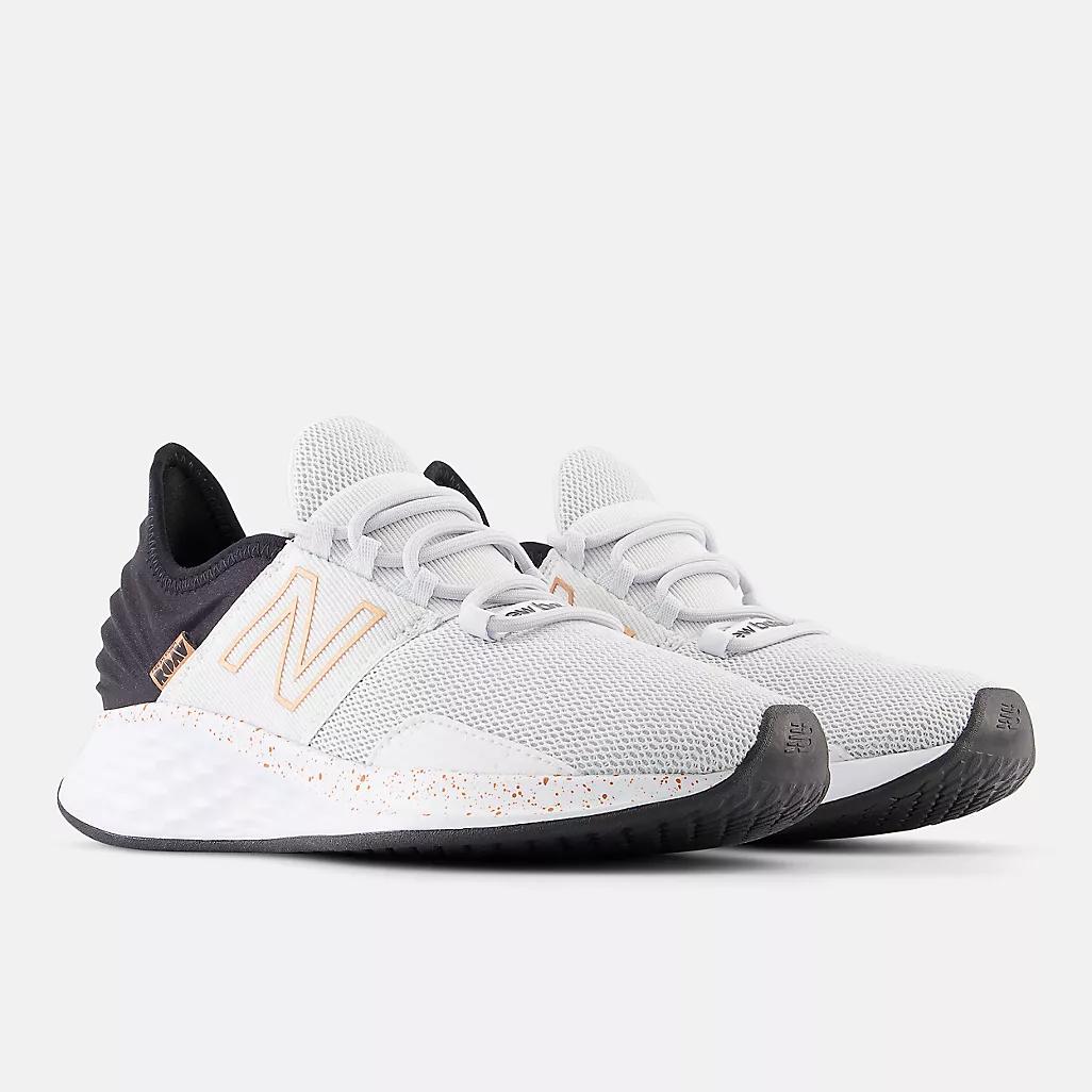 Giày New Balance Fresh Foam Roav Nữ Màu Trắng Vàng