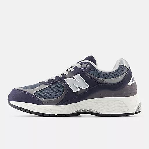 Giày New Balance 2002R Nữ Màu Xám Than