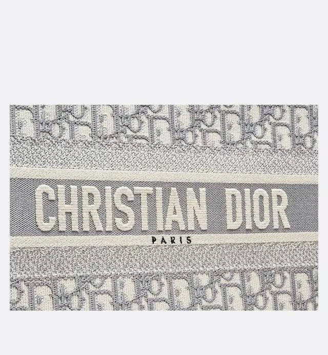 Túi Dior Medium Dior Book Tote Ecru And Gray Dior Oblique Embroidery