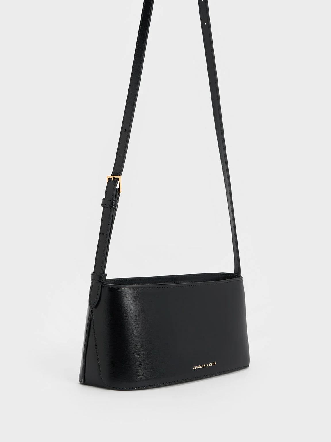 Túi Charles & Keith Wisteria Elongated Nữ Đen