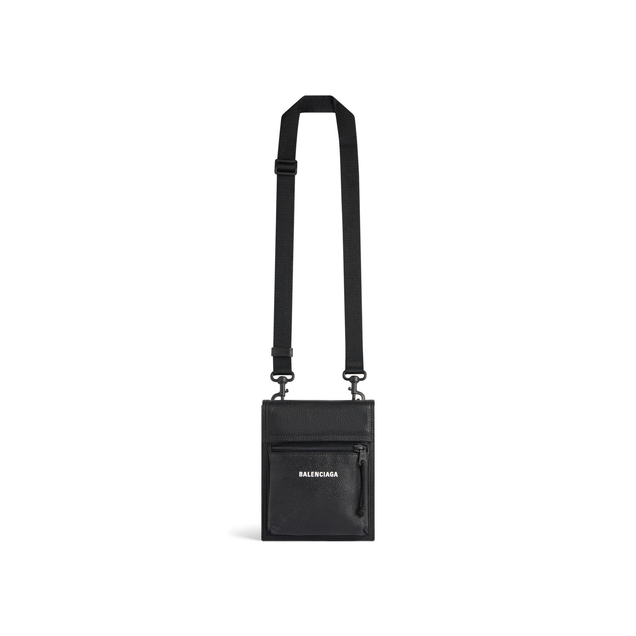 Ví Balenciaga Explorer Small Pouch With Strap In Black Grained Calfskin Nam Đen