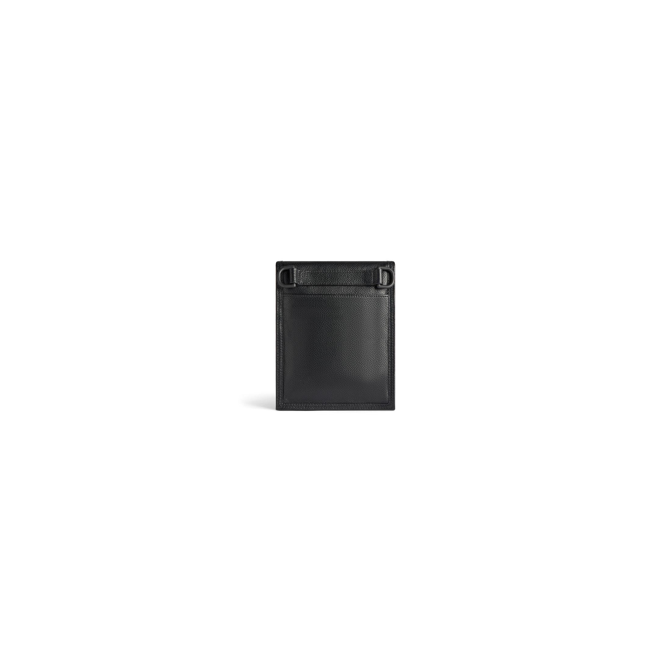 Ví Balenciaga Explorer Small Pouch With Strap In Black Grained Calfskin Nam Đen