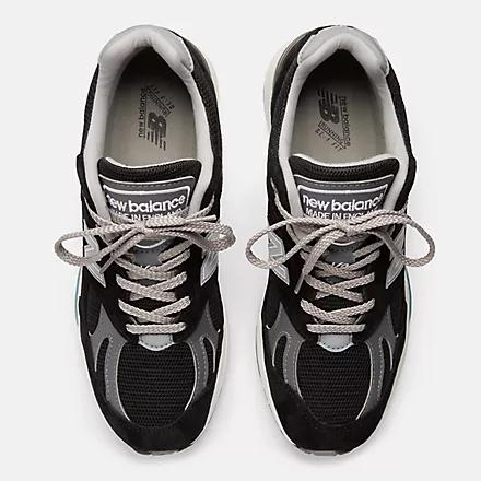 Giày New Balance Made In Uk 991V2 Nữ Đen Trắng