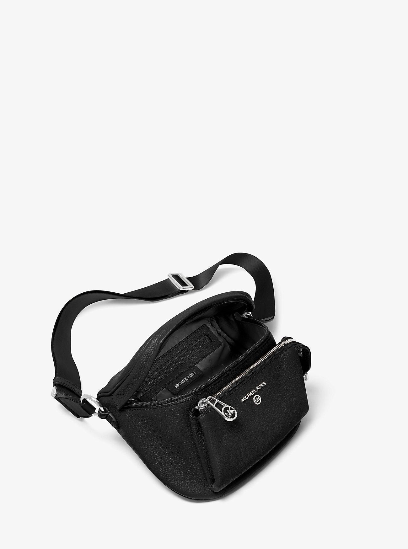 Túi Michael Kors Slater Medium Pebbled Leather Sling Pack Nữ Đen