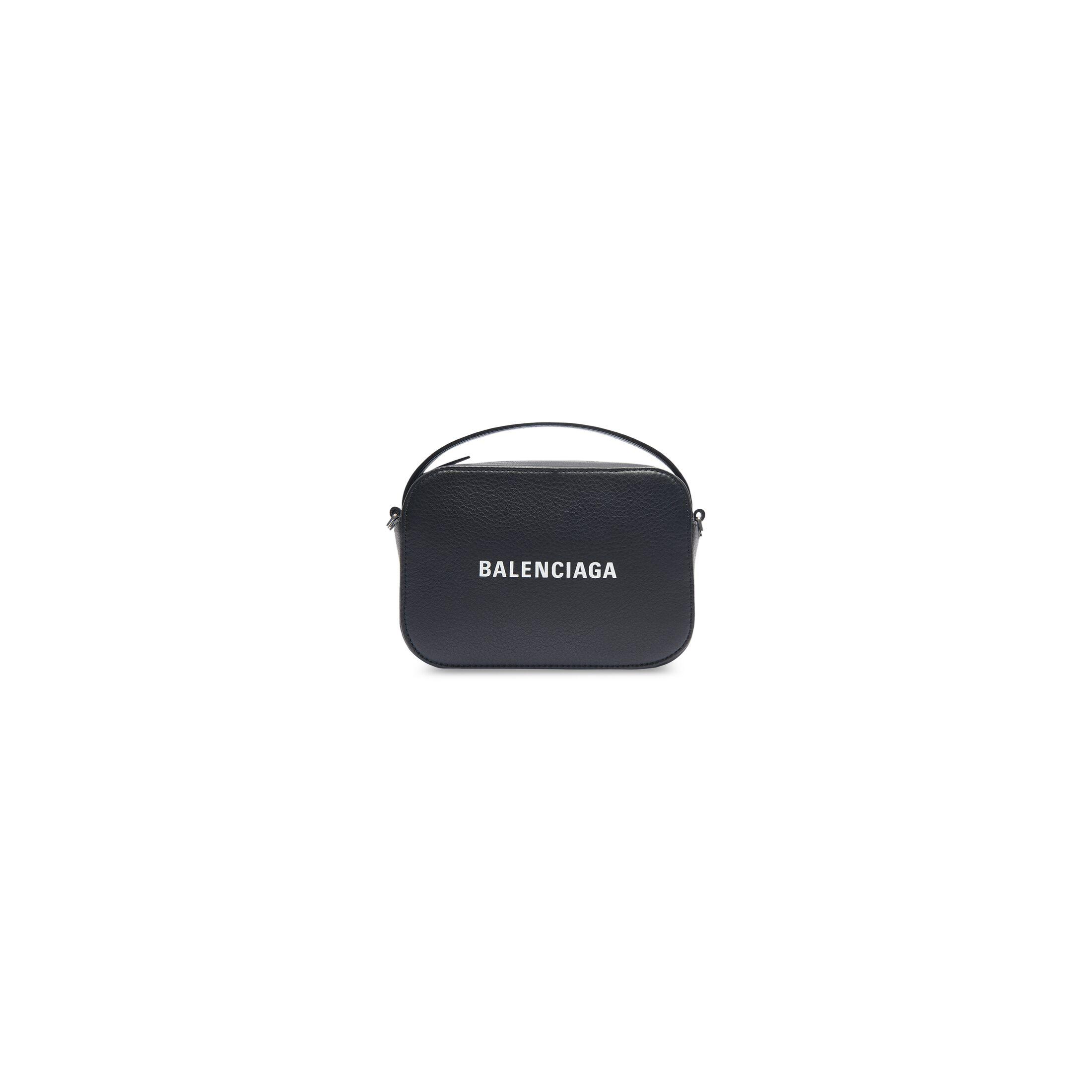 Túi Balenciaga Everyday Xs Camera Bag Nữ Đen