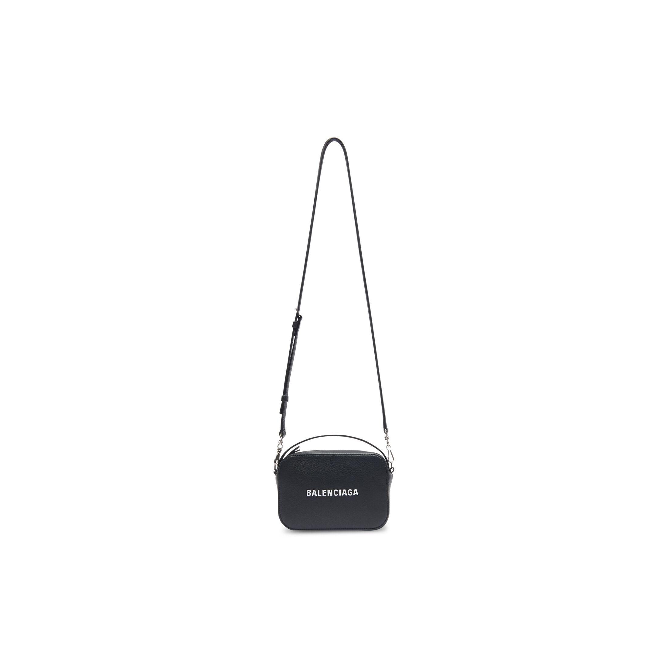 Túi Balenciaga Everyday Xs Camera Bag Nữ Đen