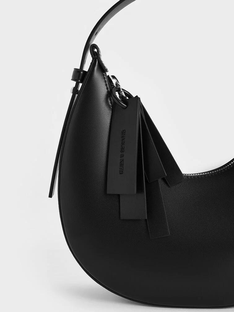 Túi Charles & Keith Hobo Cockade Crescent Nữ Đen