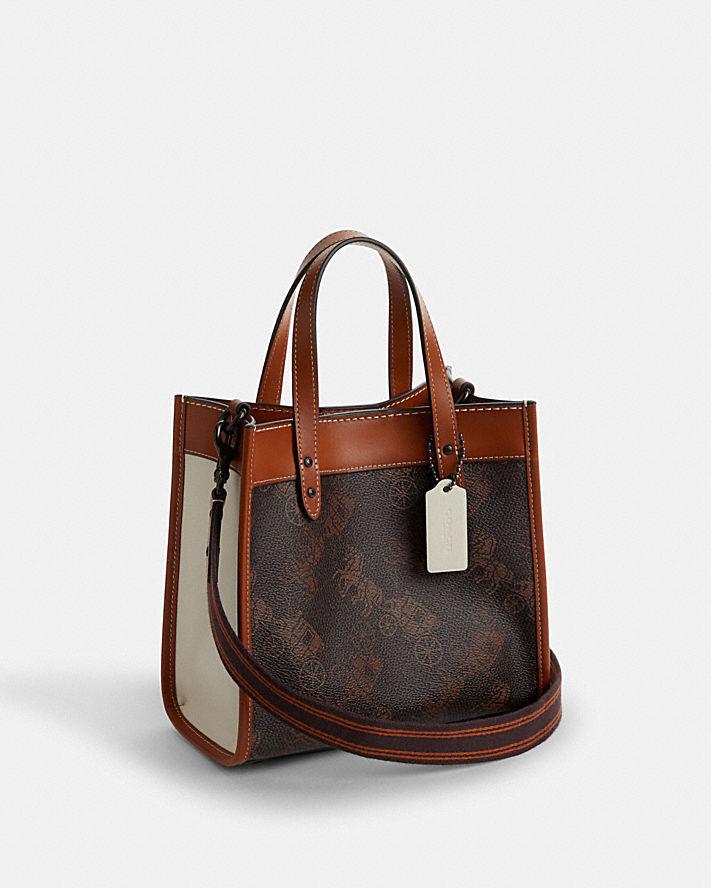 Túi Coach Field Tote 22 With Large Horse And Carriage Print Nữ Nâu