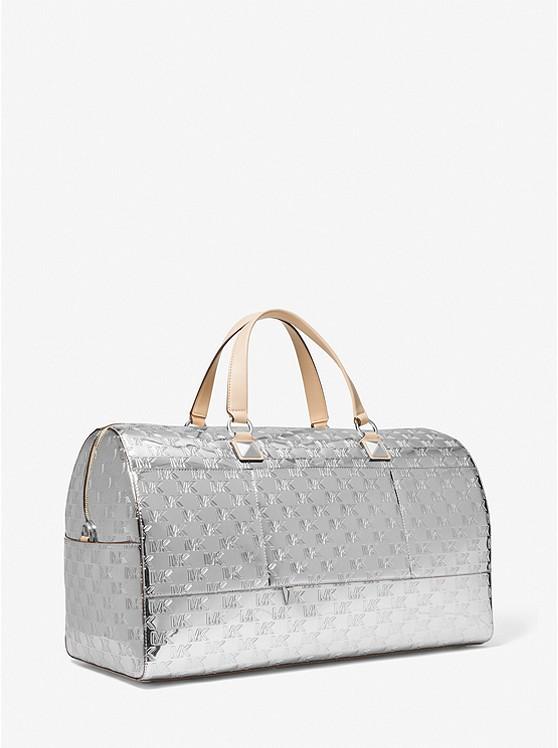 Túi Michael Kors Grayson Extra-Large Logo Embossed Patent Weekender Bag Nữ Bạc