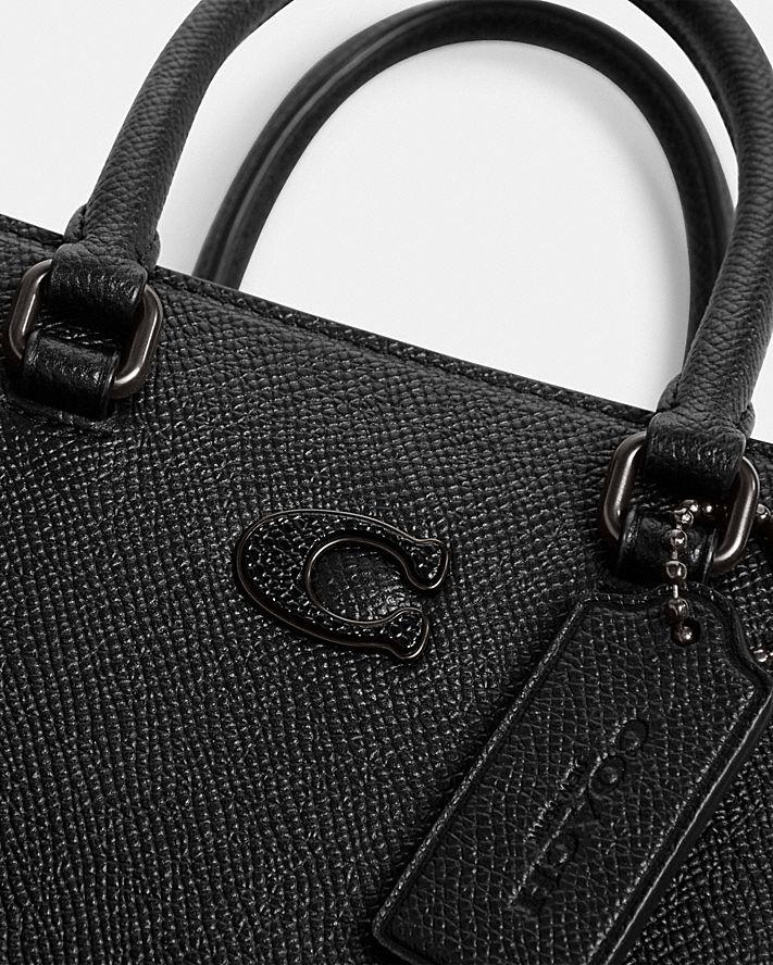 Túi Coach Tote 16 With Signature Canvas Interior Nam Đen