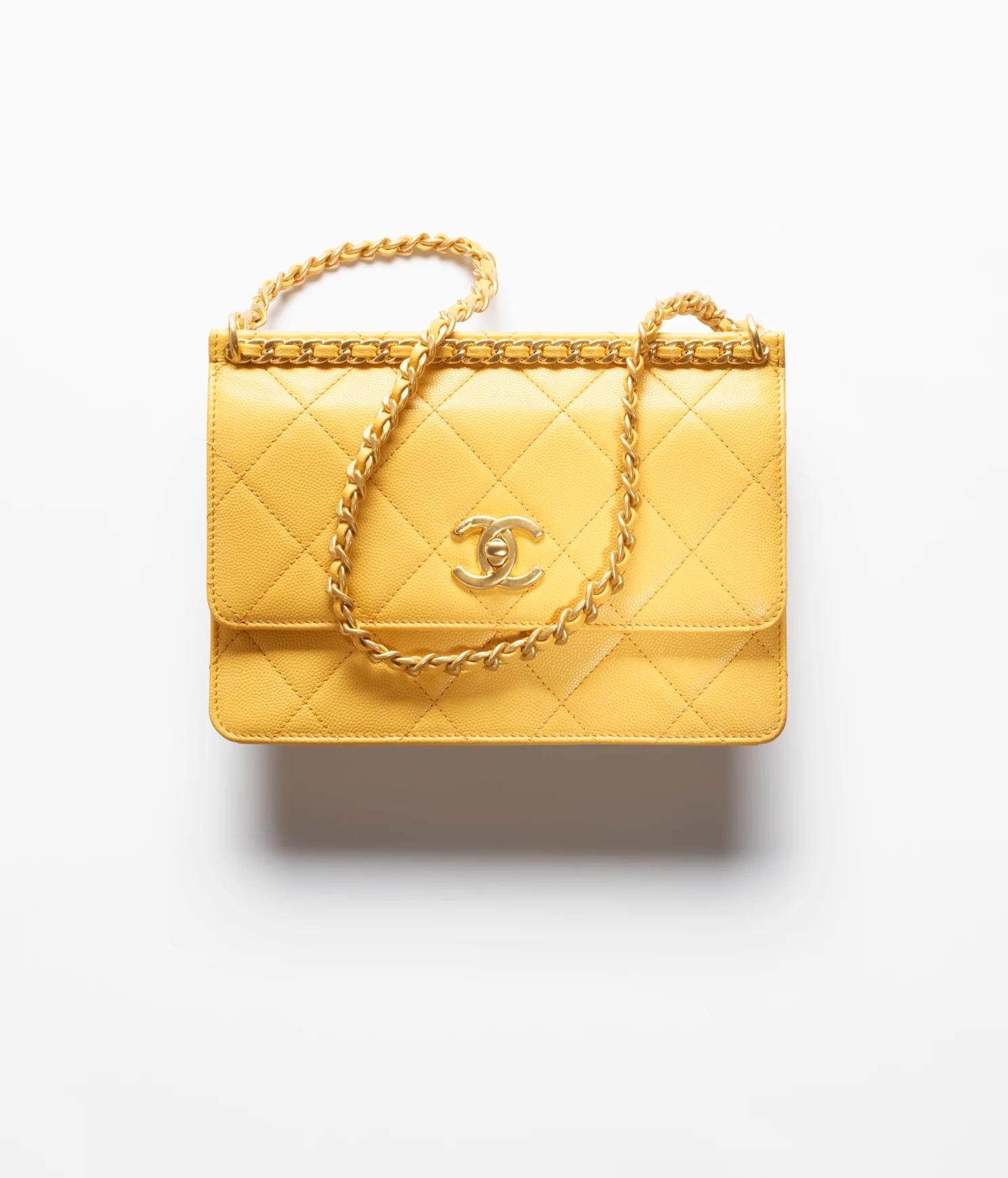 Túi Chanel Small Flap Bag Grained Calfskin & Gold-Tone Metal Nữ Vàng