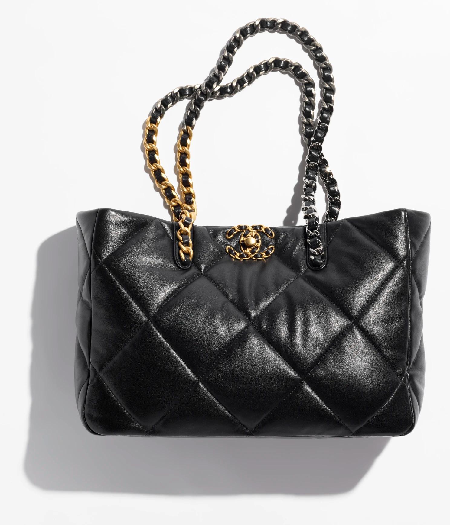 Túi Chanel Chanel 19 Shopping Bag Shiny Lambskin & Ruthenium-Finish Metal Nữ Đen