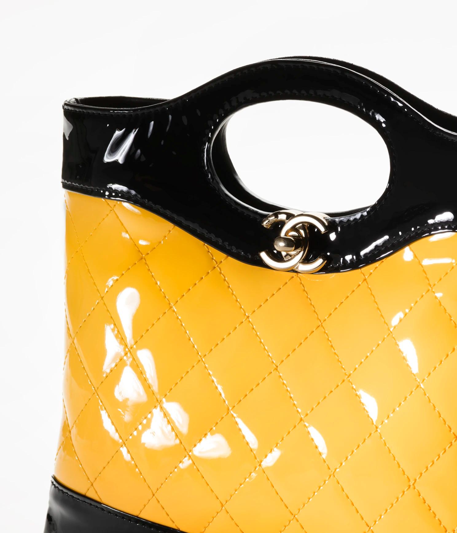 Túi Chanel Chanel 31 Mini Shopping Bag Patent Calfskin Gold-Tone Metal Nữ Vàng