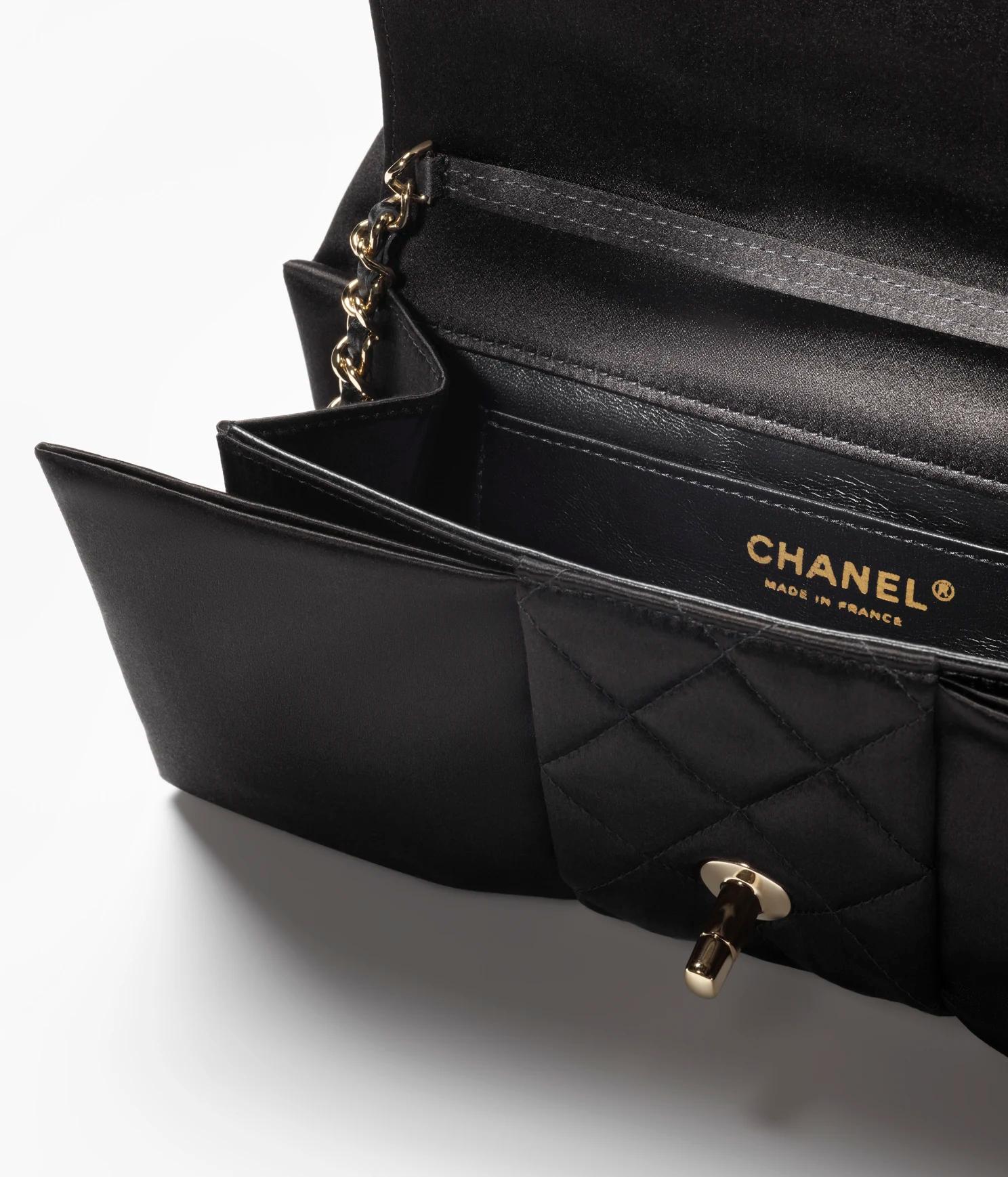 Túi Chanel Clutch Satin & Gold-Tone Metal Nữ Đen