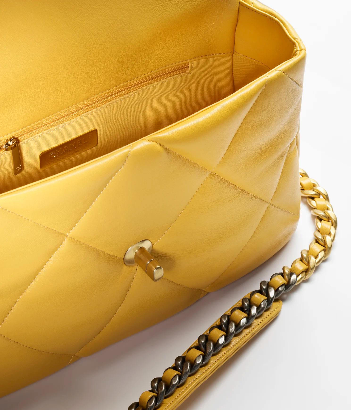 Túi Chanel Chanel 19 Large Handbag Shiny Lambskin & Ruthenium-Finish Metal Nữ Vàng Đậm