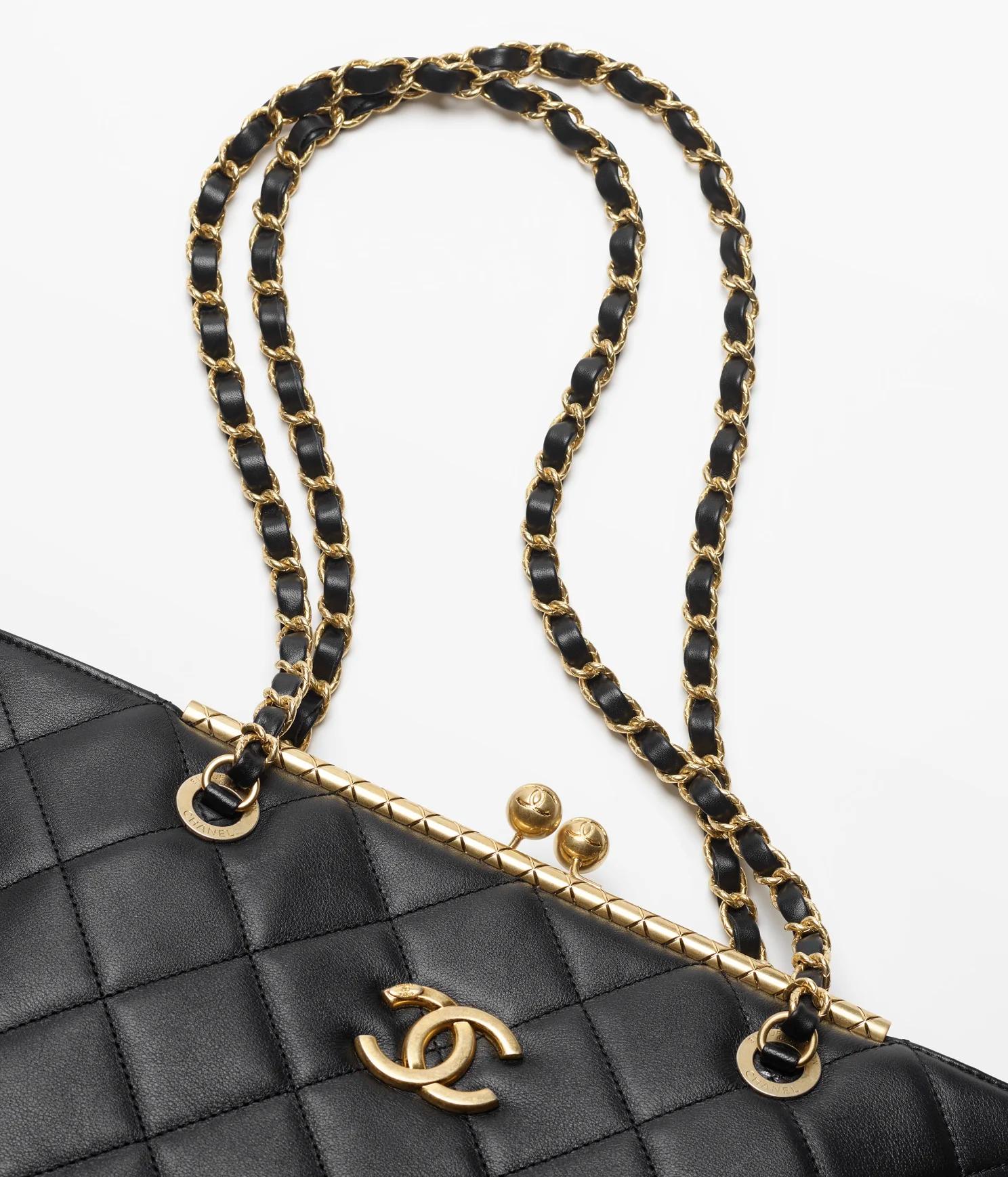 Túi Chanel Shopping Bag Calfskin & Gold-Tone Metal Nữ Đen