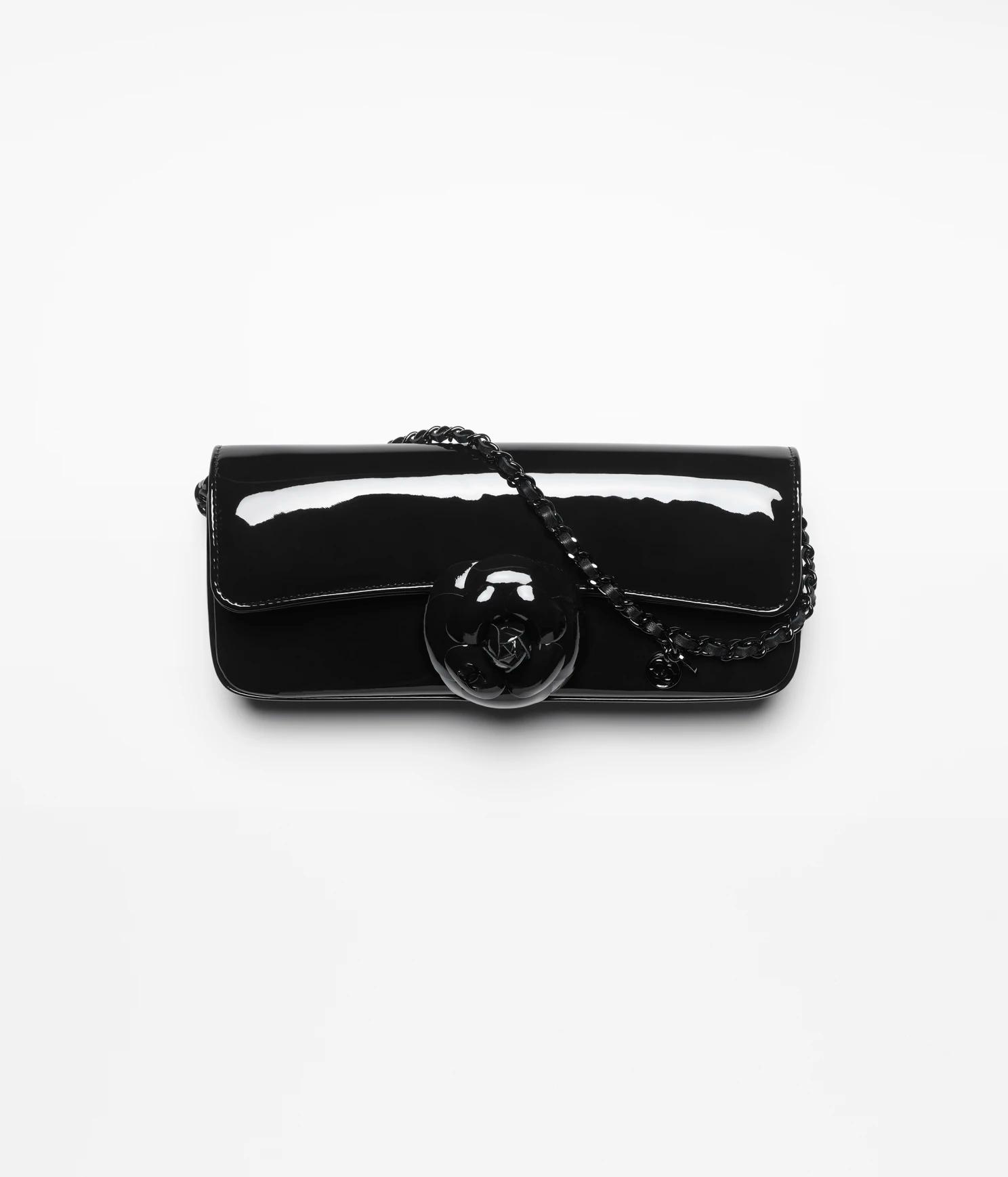 Túi Chanel Clutch Patent Calfskin & Black Metal Nữ Đen